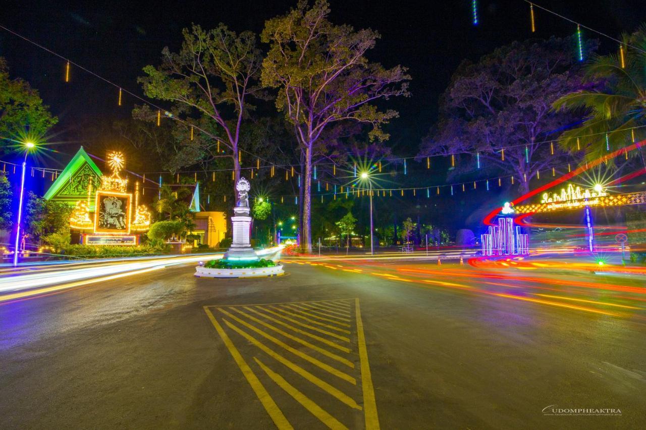 Ashia Hotel & Lounge Ciudad de Siem Riep Exterior foto